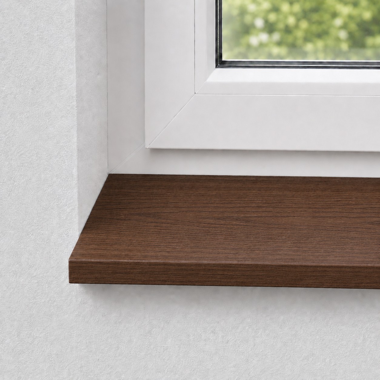 Fensterbank aus massiver, astreiner Eiche mit durchgehenden Lamellen