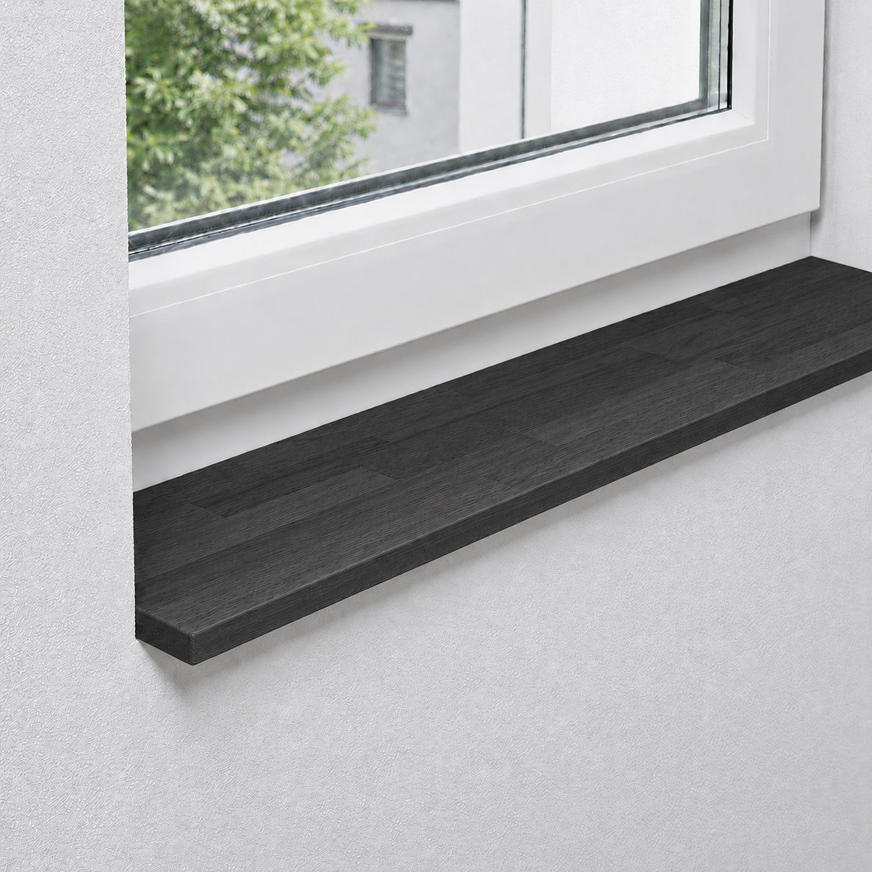 Fensterbank aus massiver, astreiner Eiche mit keilgezinkten Lamellen