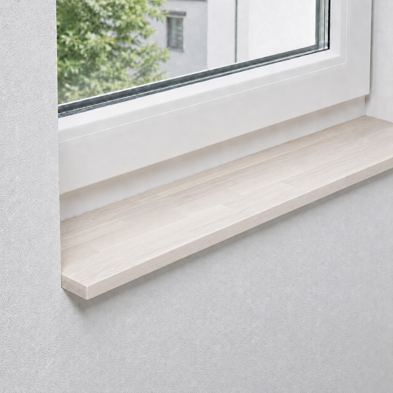 Fensterbank aus massiver, astreiner Eiche mit keilgezinkten Lamellen